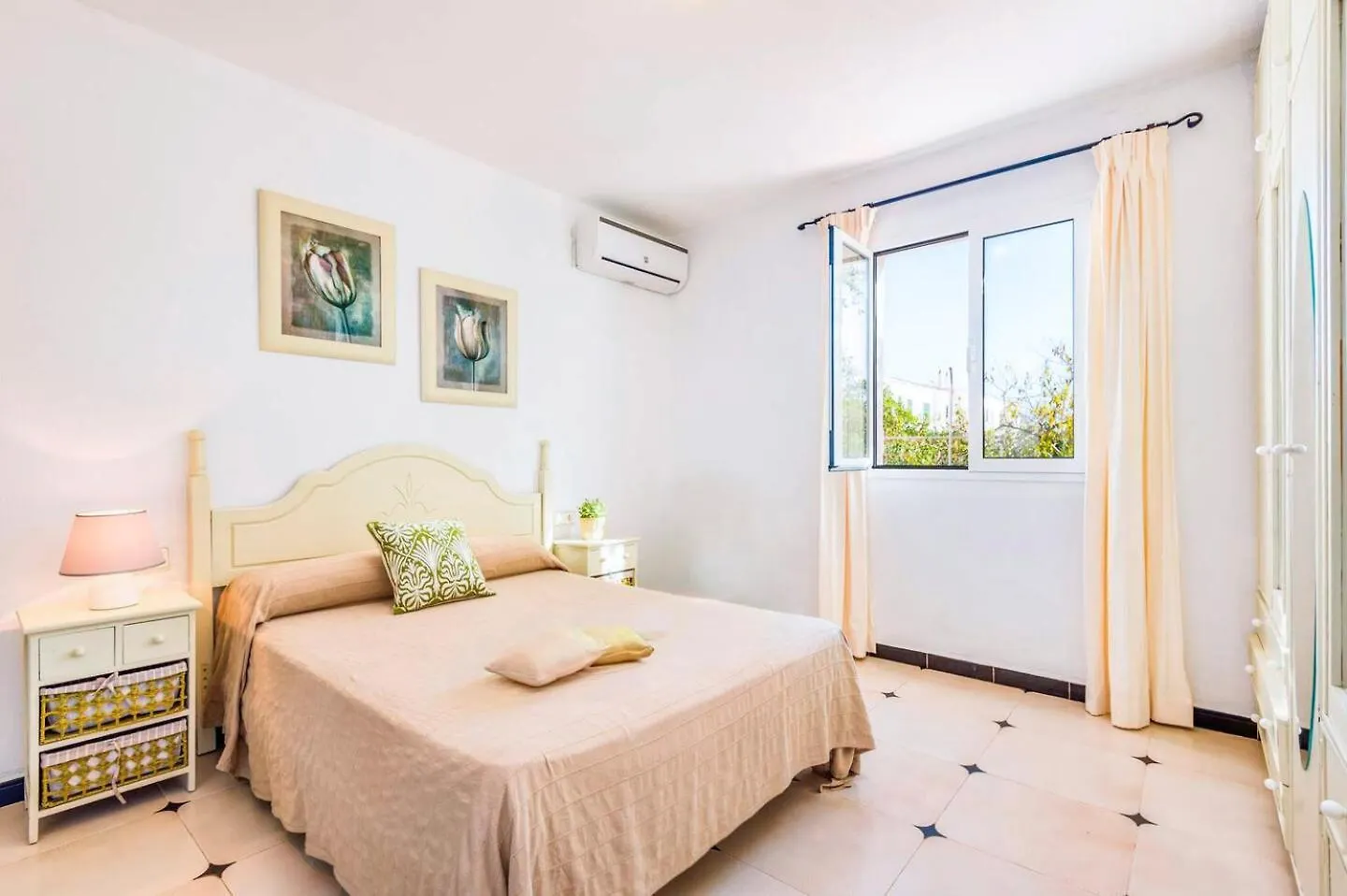 Villa Joel - Palacio Menorquin Con Piscina Privada Son Carrio